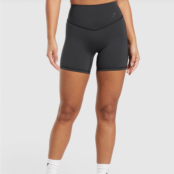 Gymshark elevate shorts - Picture 3 of 4